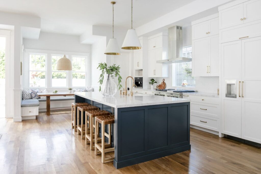 Why Should You Decorate Your Kitchen Island?