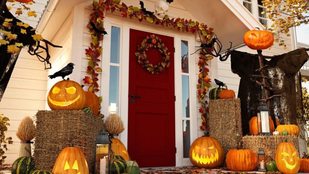 How Long Before Halloween Should Decorations Go Up?