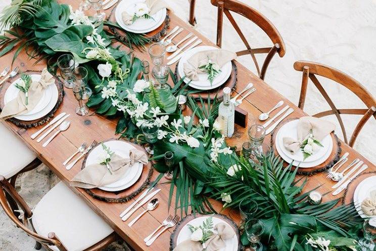 How to Plan Your DIY Wedding Decorations: