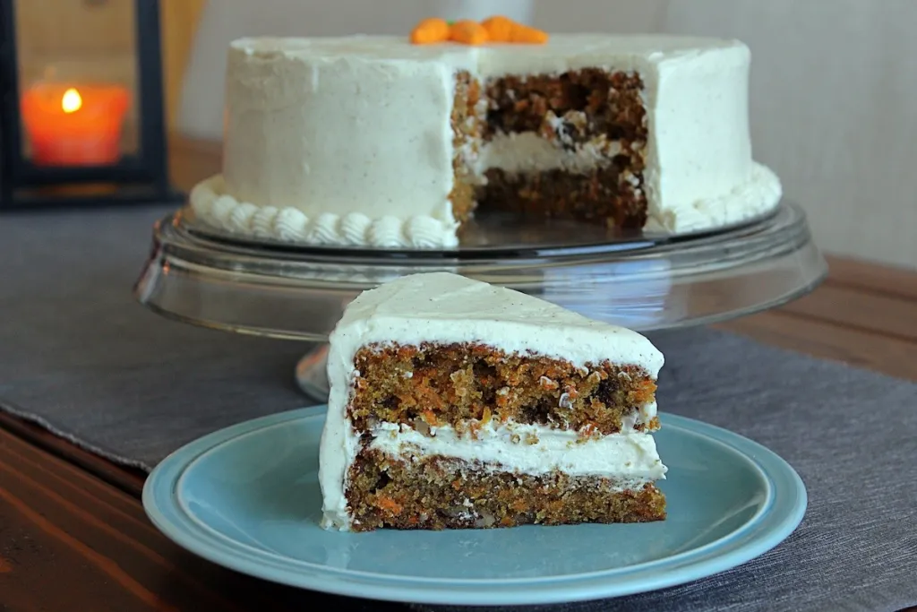 Choosing the Right Frosting for Carrot Cake: