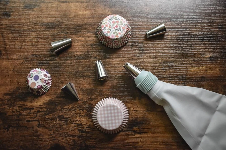 Piping Tips and Bags: