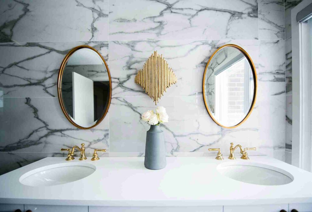 Why Bath Wall Decor Matters?